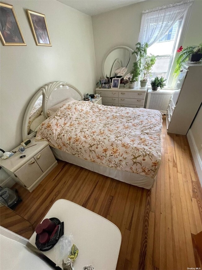 Building Photo - 65-02 Hull Ave