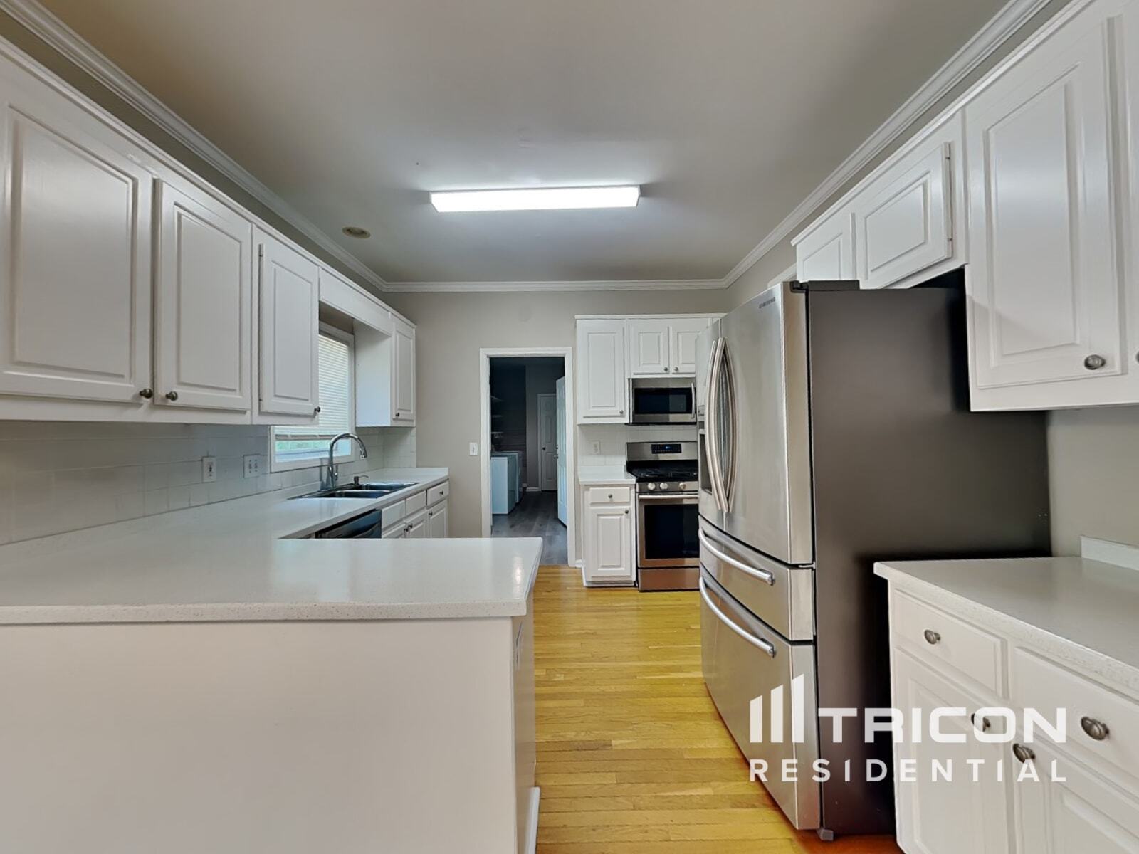 Building Photo - 2777 Brook Forest Dr