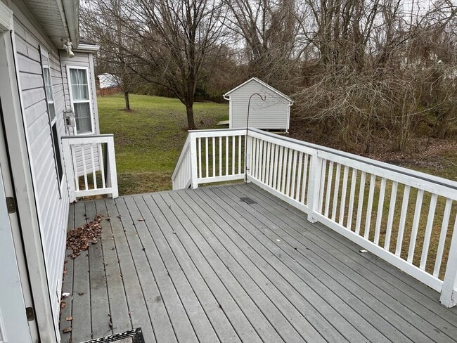 Building Photo - Coming soon! Cozy 3 Bedroom Near the Water!