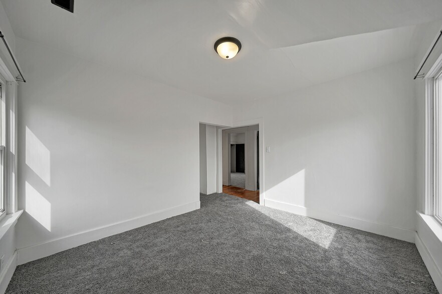 Building Photo - 1603 N Cotner Blvd
