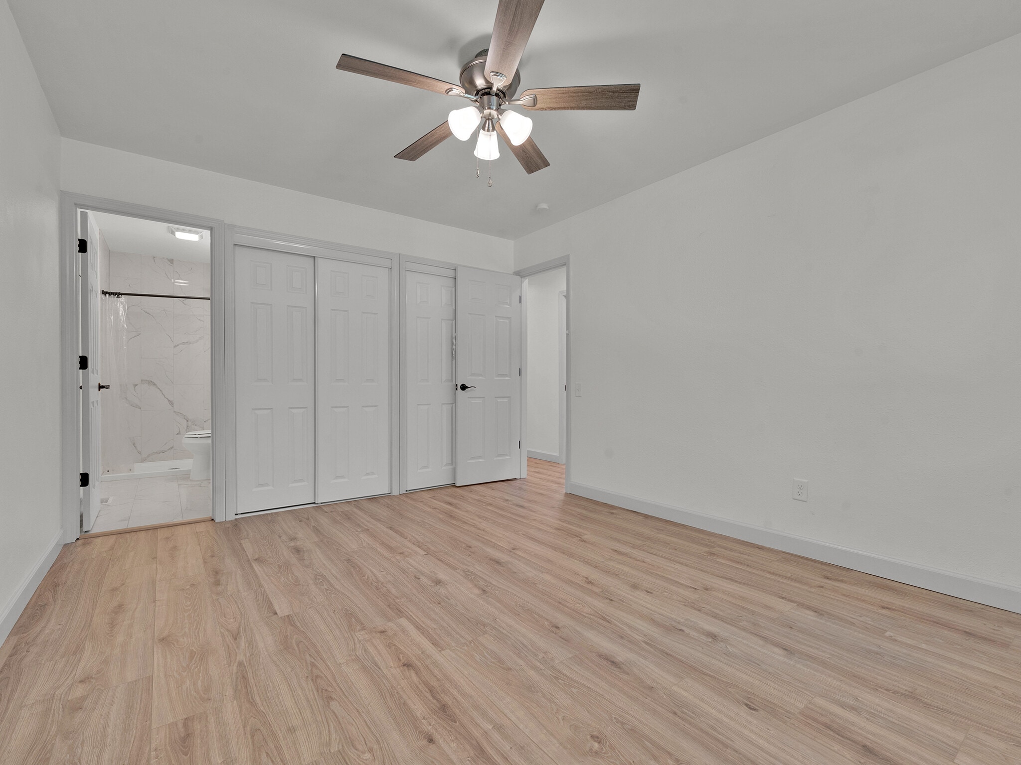 Building Photo - 449 Madrina Ct