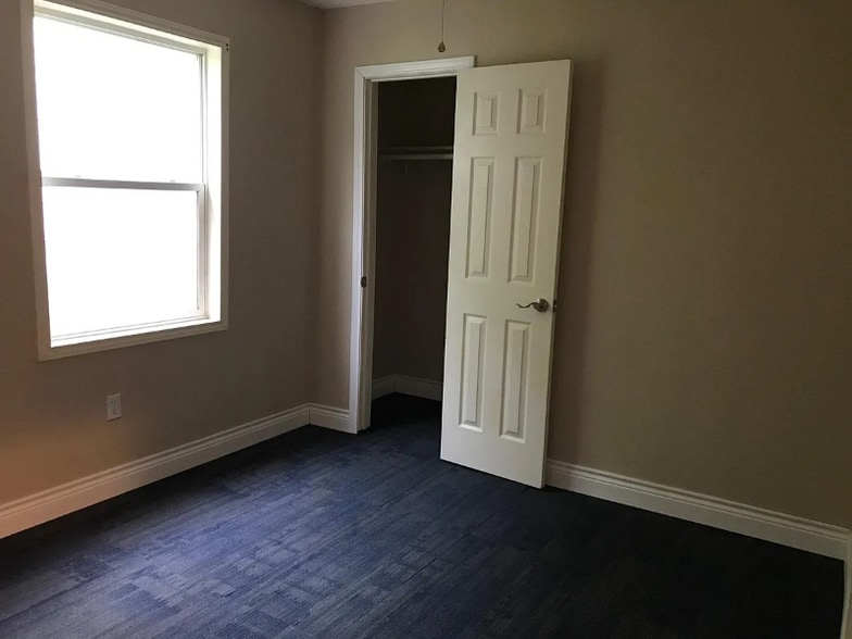 Building Photo - 6009 Jacqueline Ln