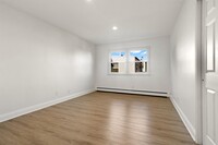 Building Photo - 116 71st St