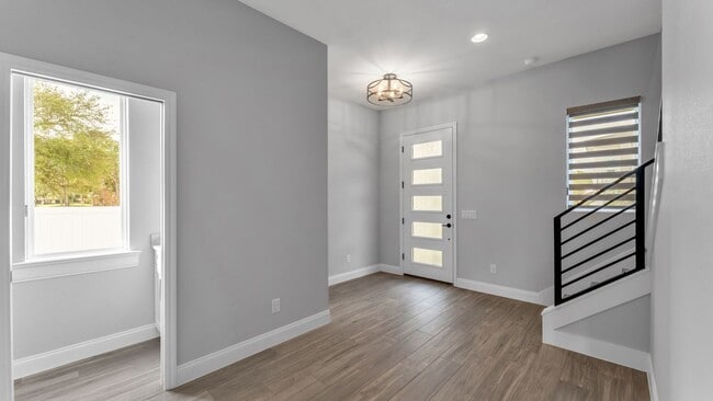 Building Photo - Stunning New Construction Villa for Rent Near Lake John