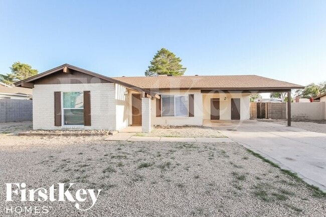 Building Photo - 1327 W Kerry Ln
