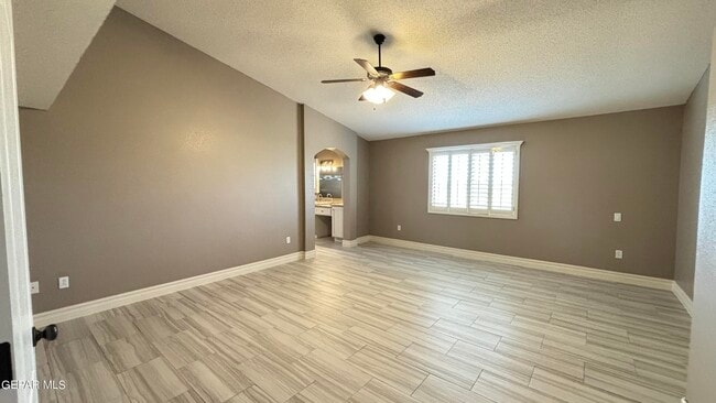 Building Photo - 14193 Honey Point Dr