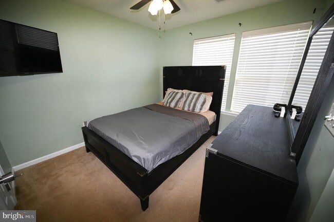 Building Photo - 9310 Paragon Way