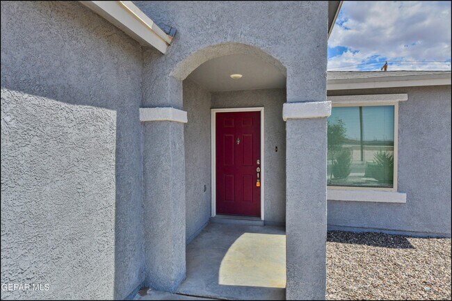 Building Photo - 952 Orangetip Dr