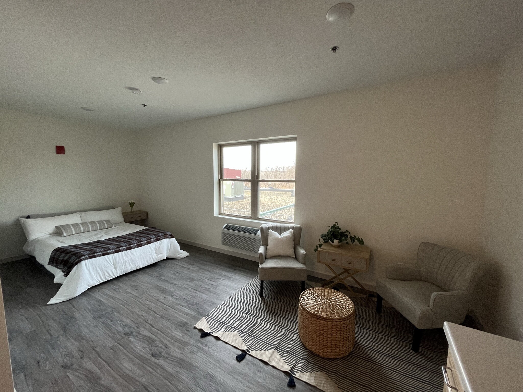 Sleeping/Living Area - 202 Valley Green Sq