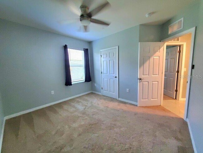 Building Photo - 3648 Pebble Terrace