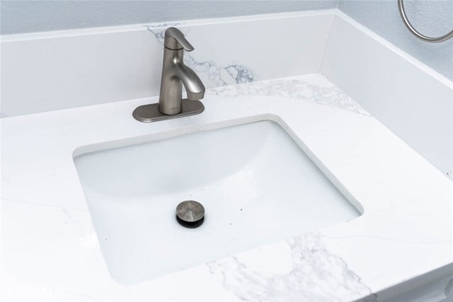 Building Photo - 17 Nopalitos Way