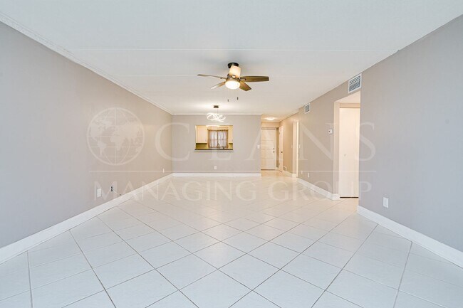 Building Photo - 1st Floor Oceanfront Condo in Ormond