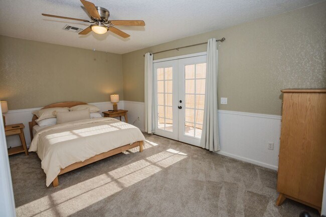 Building Photo - Your Year-Round Retreat in LHC!