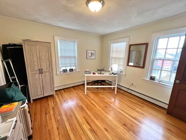 Building Photo - 39 Highland Ave