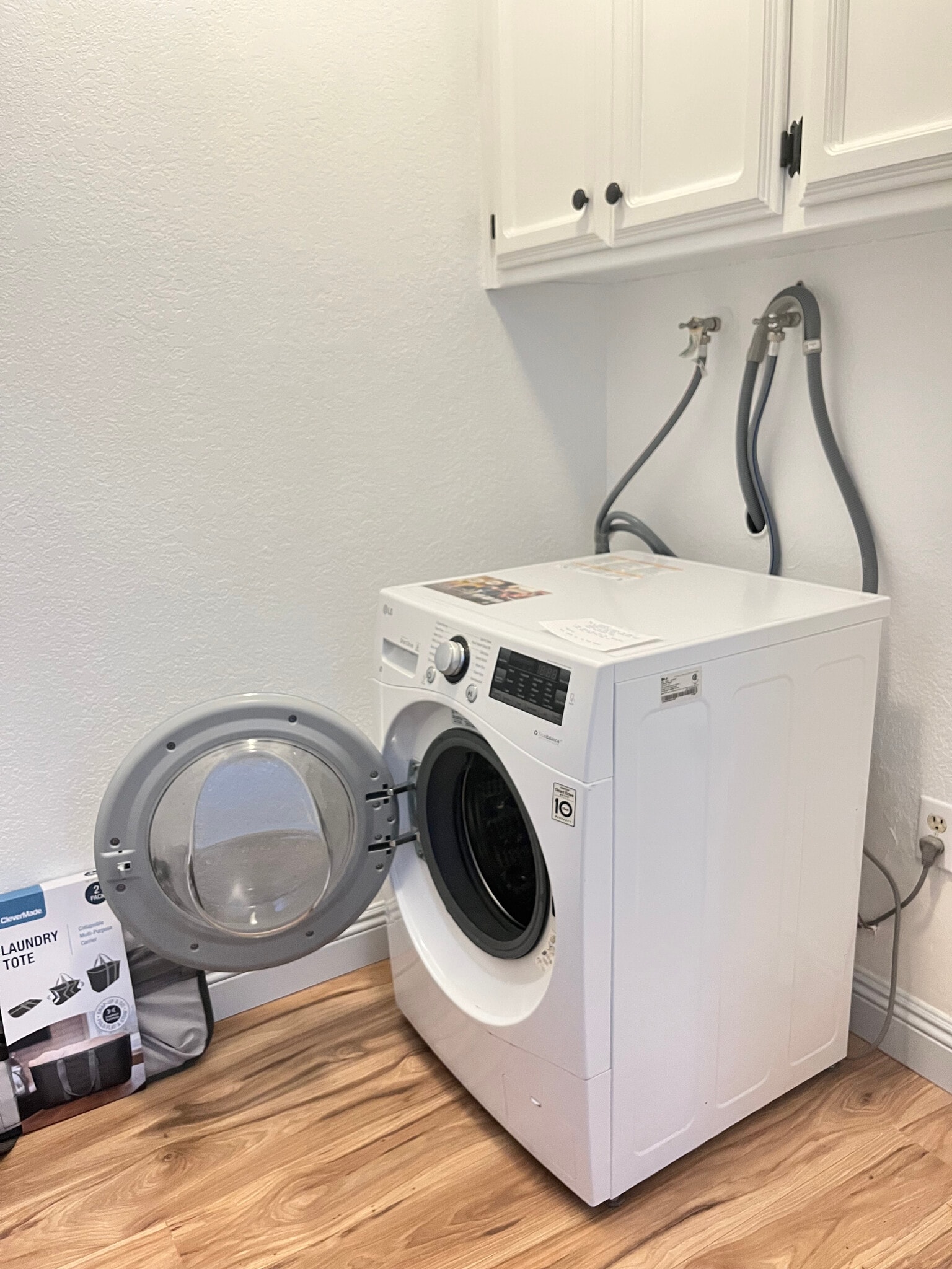 Washer/dryer - 847 Mission Sierra Ct
