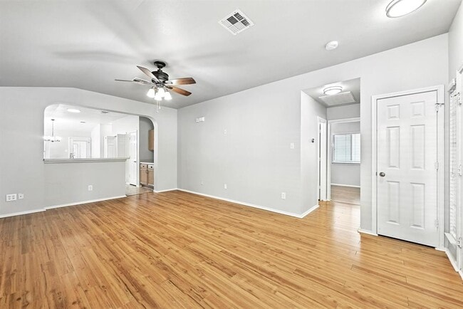 Building Photo - 1049 King Cotton Ln