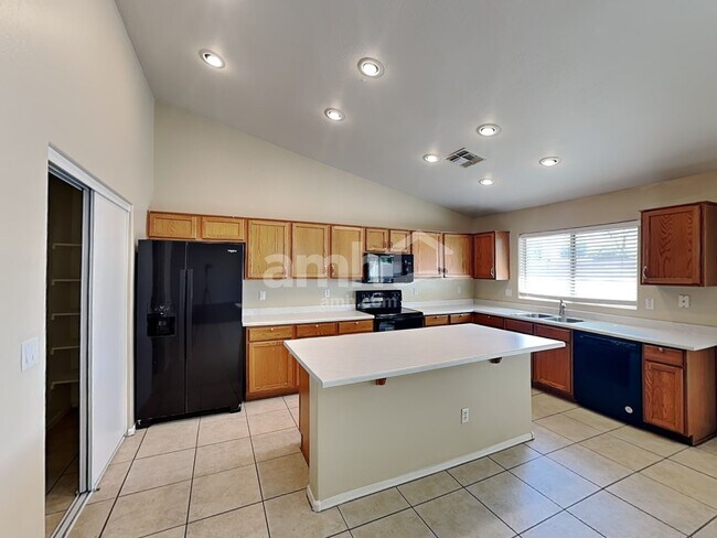 Building Photo - 2510 N 106th Ave