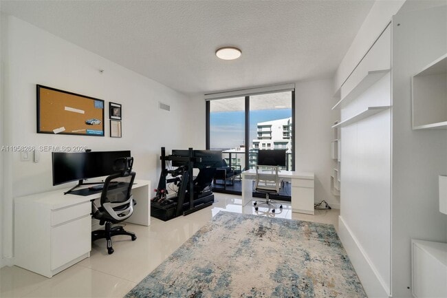 Building Photo - 488 NE 18th St