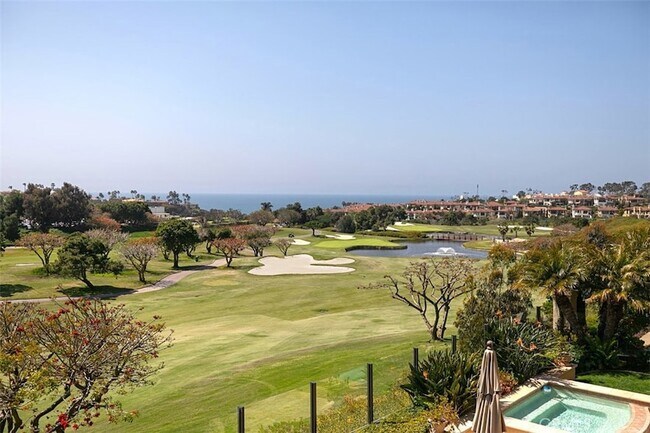 Building Photo - 27 Via Monarca St