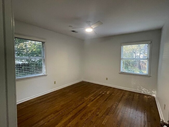 Building Photo - 3320 Central Ave