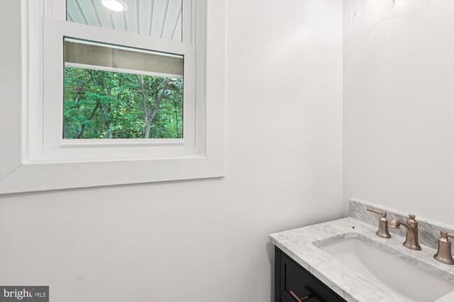Building Photo - 25490 Kipps Ln