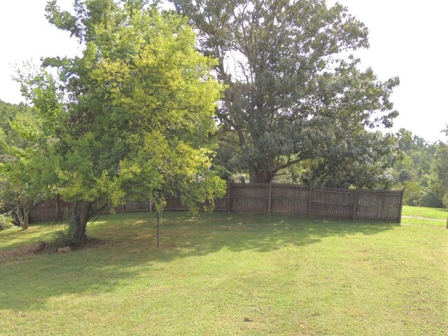 Building Photo - 2884 Blue Ridge Drive