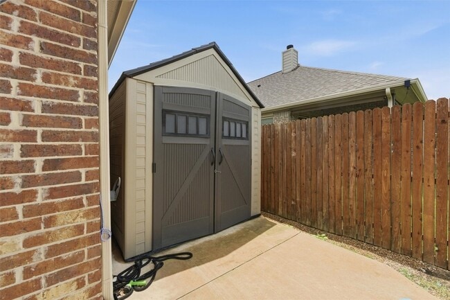 Building Photo - 453 Rockaway Dr