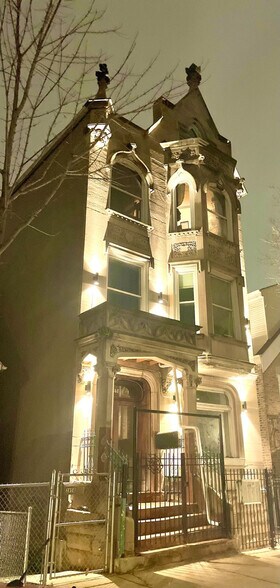 Building Photo - 2814 W 21st Pl