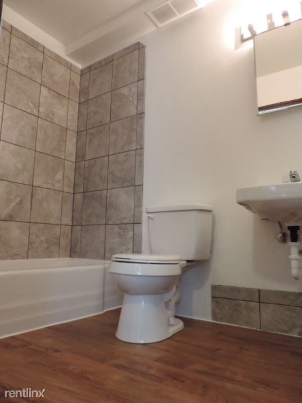 Building Photo - 205 13th St SW