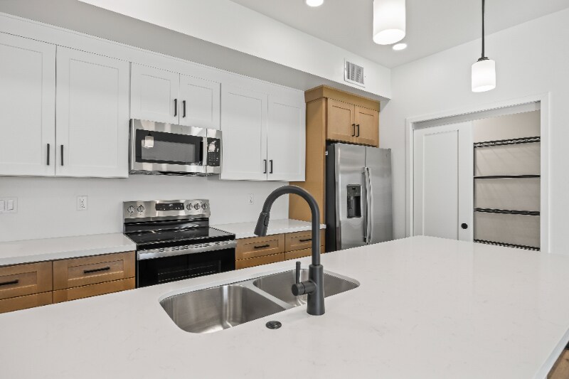 Building Photo - 3820 E Fort Lowell Rd