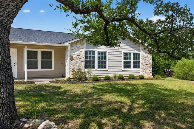 Building Photo - 15302 Cavalier Canyon Dr