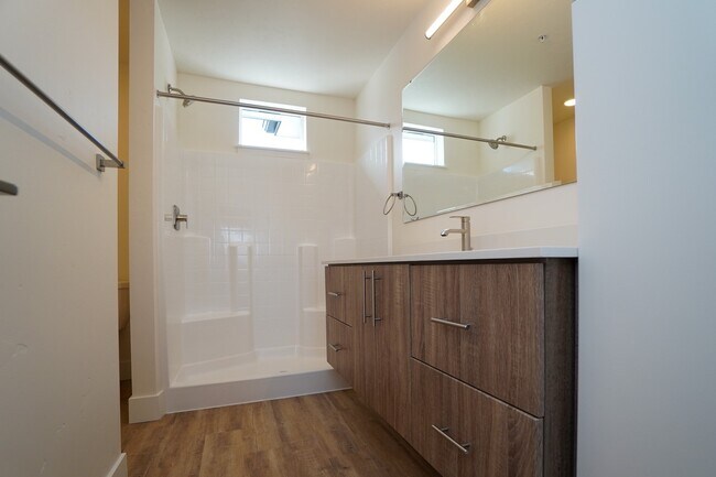 Building Photo - 4622 N Iota Ln