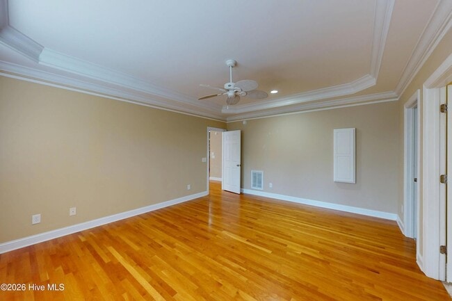 Building Photo - 3 Shenecossett Ln