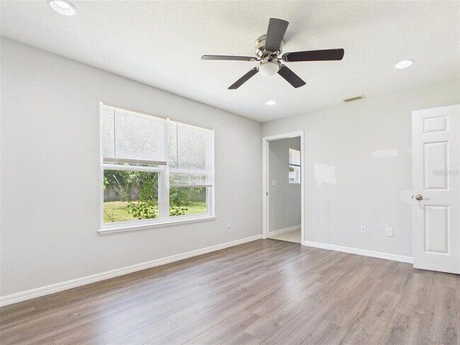Building Photo - 4309 SW 143rd Ln Rd