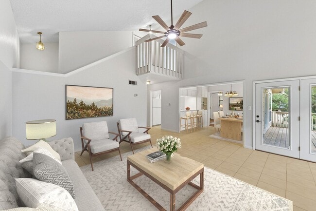 Building Photo - Nestled in the Heart of Golf Course in Woodcreek