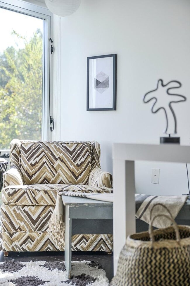 Building Photo - 341 Viburnum Way Ct