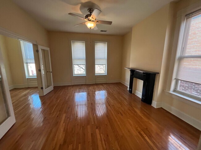 Building Photo - 4188LC Manchester Ave