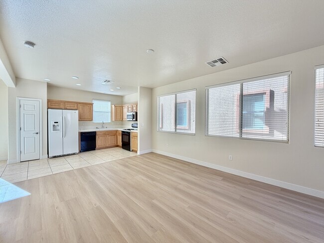 Building Photo - 315 Ladies Tee Ct