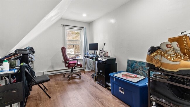 Building Photo - 6-8 Crescent St