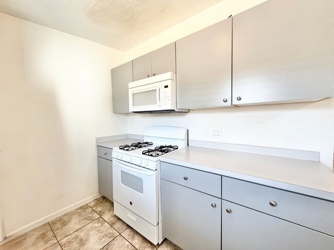 Building Photo - 31890 Avenida La Paloma