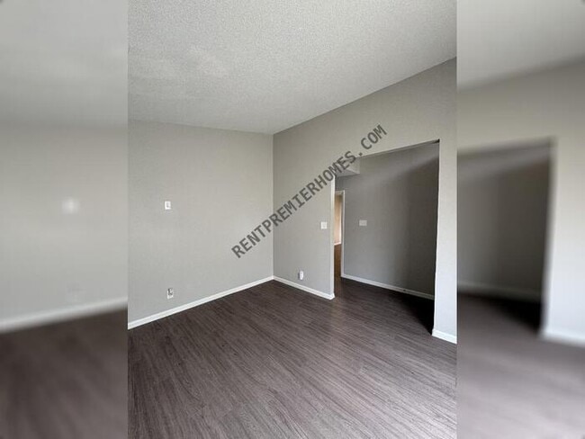 Building Photo - 7318 L St