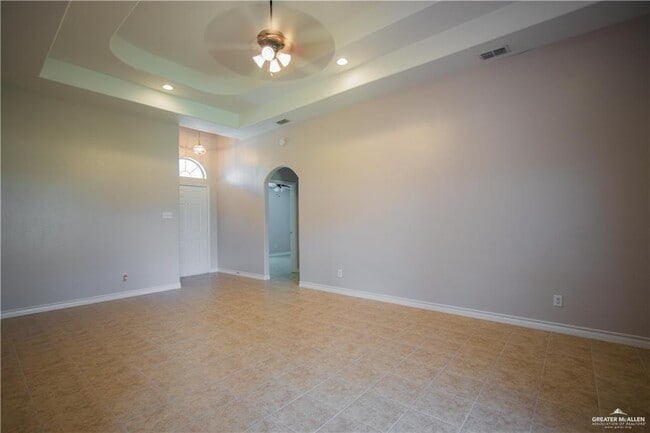 Building Photo - 13 Sandpiper Ave