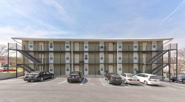 Interior Photo - Fourth