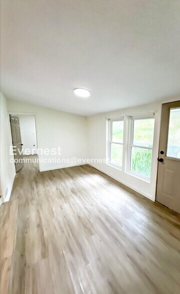 Building Photo - 11800 Dolly Pond Rd