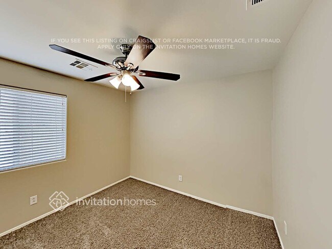 Building Photo - 14670 N 174th Ln