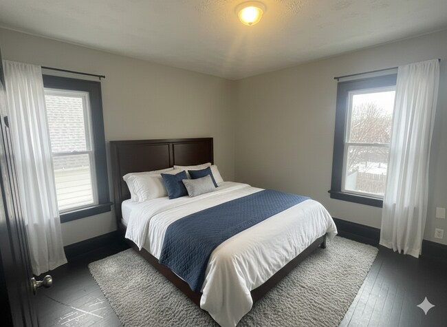 Building Photo - 2179 W 106th St