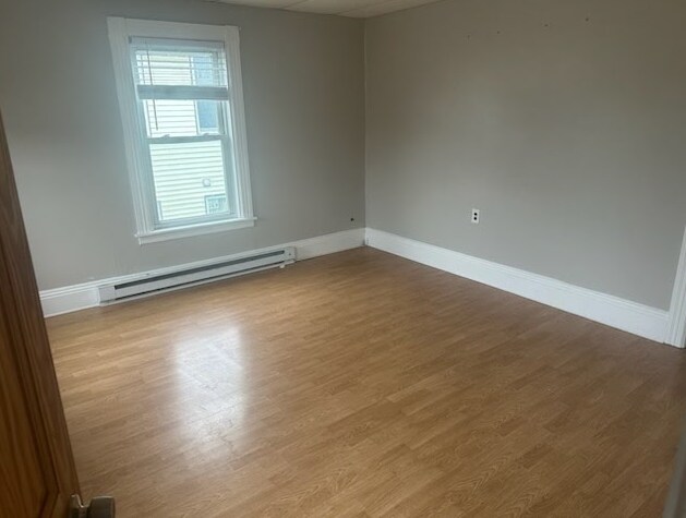 Unit 3 - 18 Fairbanks St
