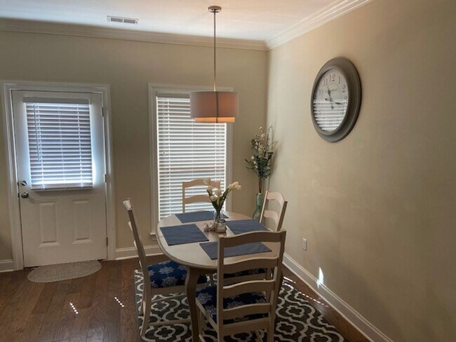 Building Photo - 4BR/4.5BA For Rent