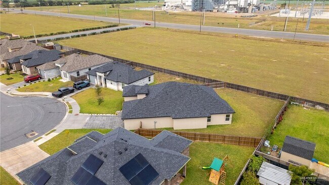 Building Photo - 1801 Stardust Ln