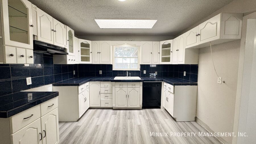 Building Photo - 4536 Marshall St